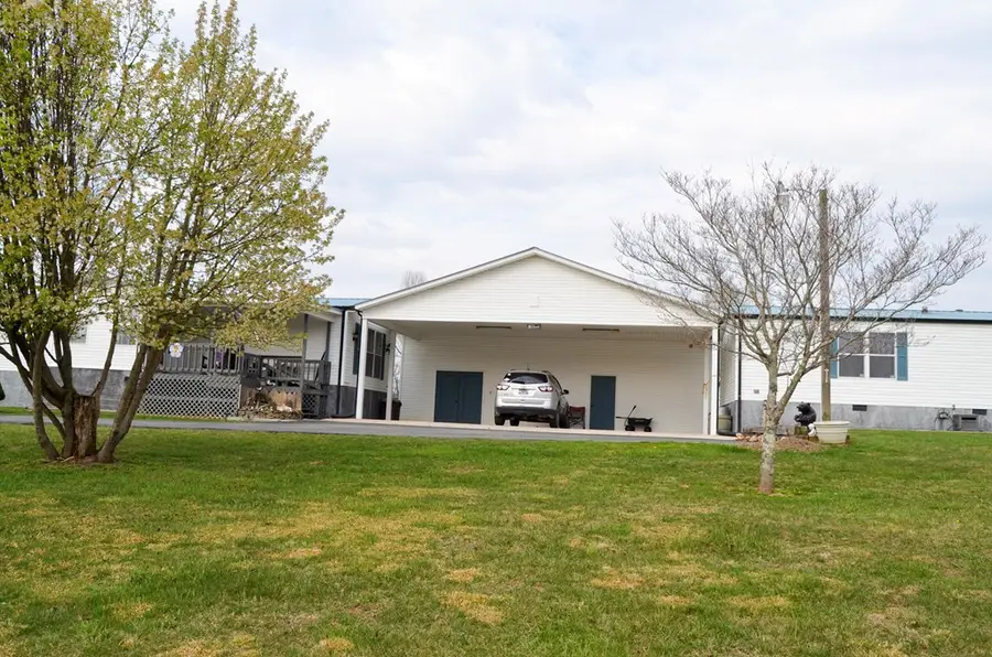 11440 Highway 70 W, Sparta, TN 38583 - Image #3