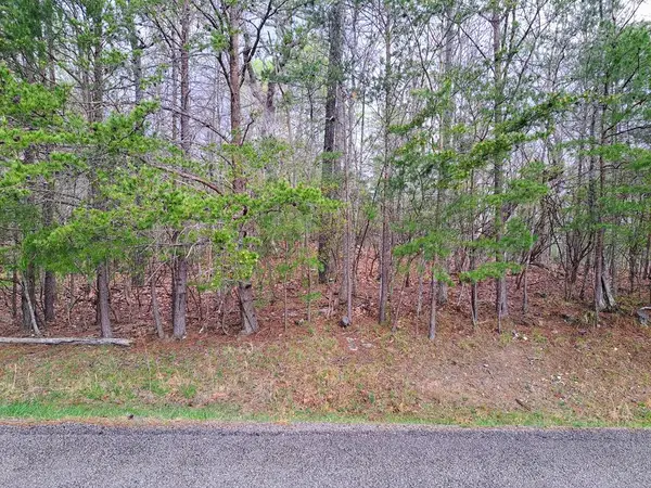 109 Laurelton Lane, CROSSVILLE, TN 38558