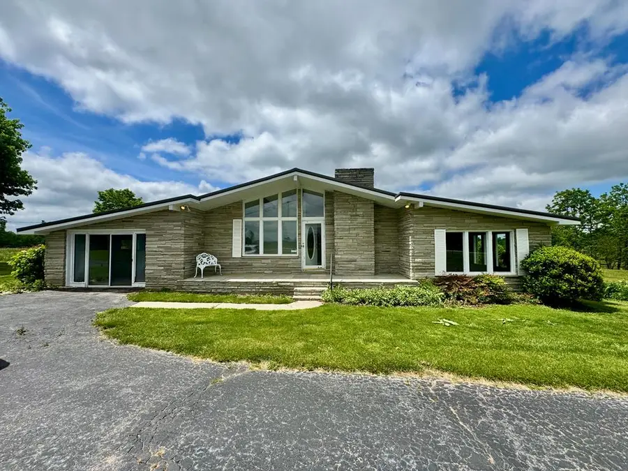 1039 Old Martha Washington Road, Clarkrange, TN 38553 - Image #2