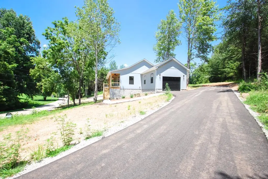70 River Oaks Drive, Sparta, TN 38583 - Image #1