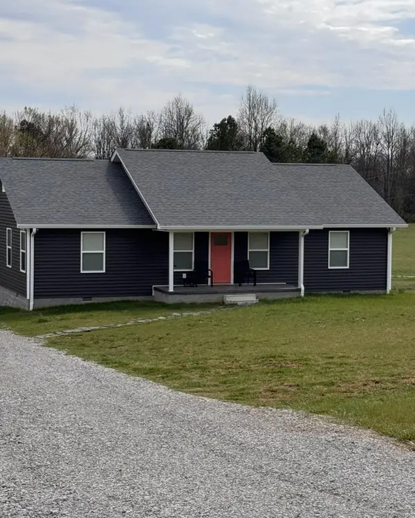 8501 Faix Rd, Byrdstown, TN 38549