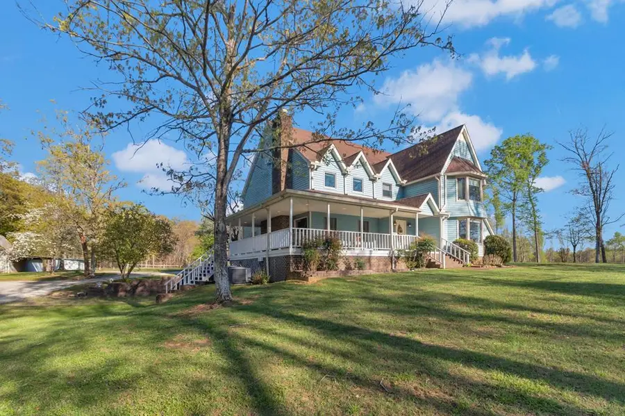 447 W Bangham Rd, Cookeville, TN 38501 - Image #2