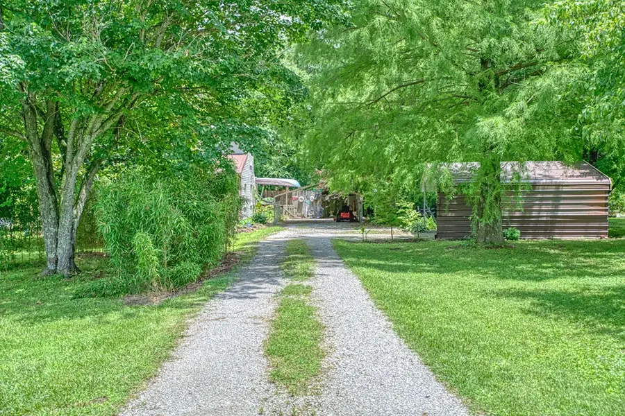 3570 Golden Mountain Rd, Sparta, TN 38583 - Image #2