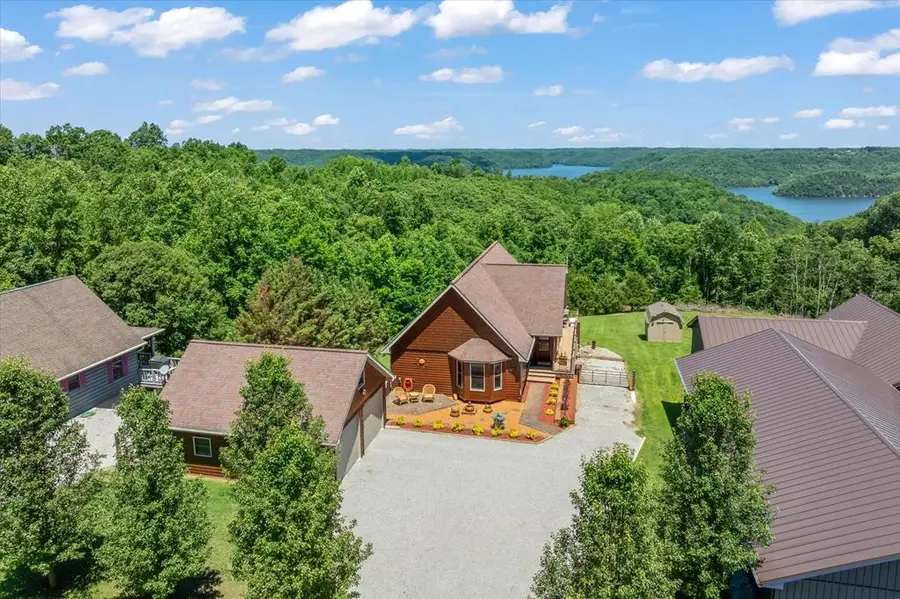 7318 Lillydale Rd, Byrdstown, TN 38549 - Image #3