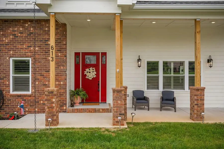 613 Blue Water Dr, Cookeville, TN 38506 - Image #2