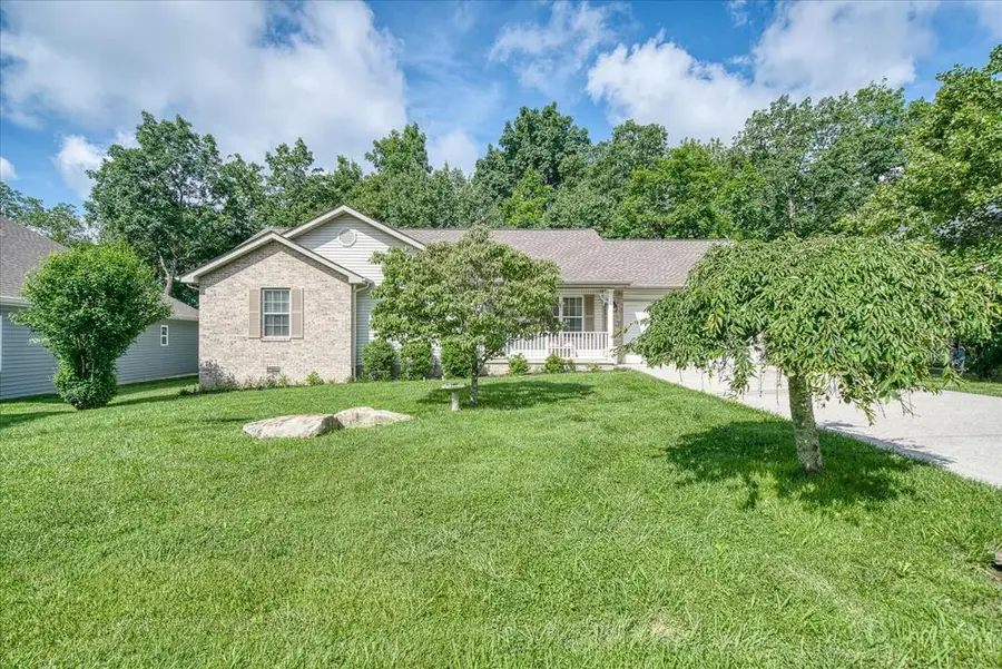 545 Snead Dr, Crossville, TN 38558-8713 - Image #2