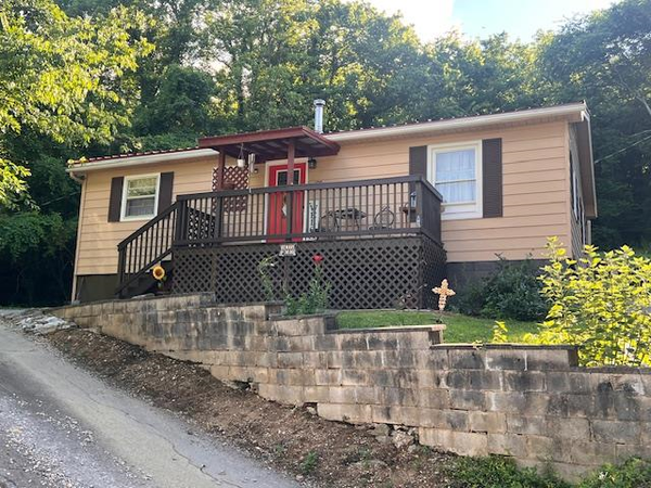 190 Borden St, GAINESBORO, TN 38562