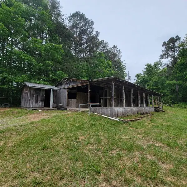 380 Dewey Burke Road, Jamestown, TN 38556