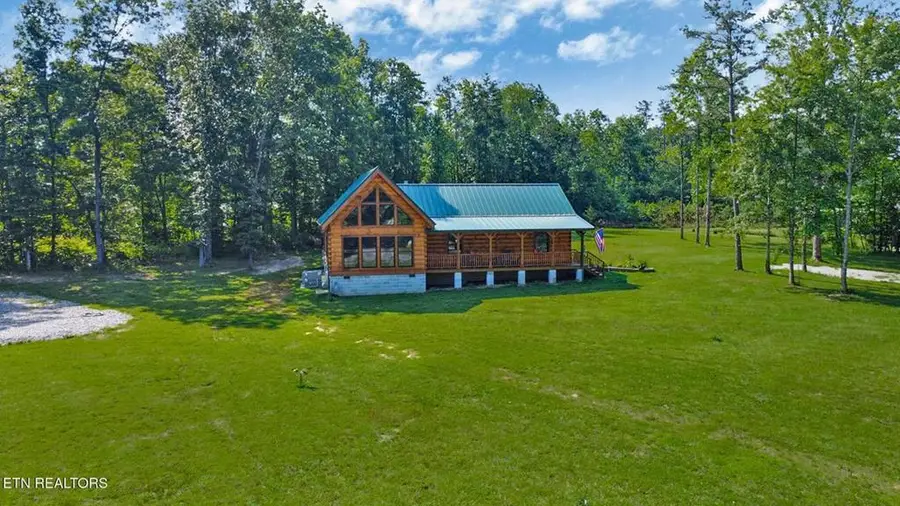 299 Anderson Tinch Ave, Jamestown, TN 38556 - Image #2