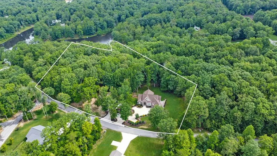 265 Falling Leaf Rd, Jamestown, TN 38556 - #2