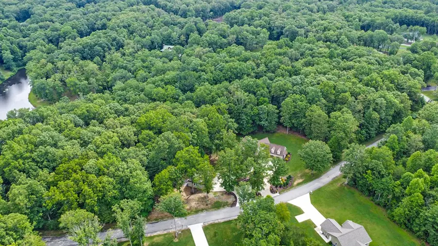 265 Falling Leaf Rd, Jamestown, TN 38556 - #3