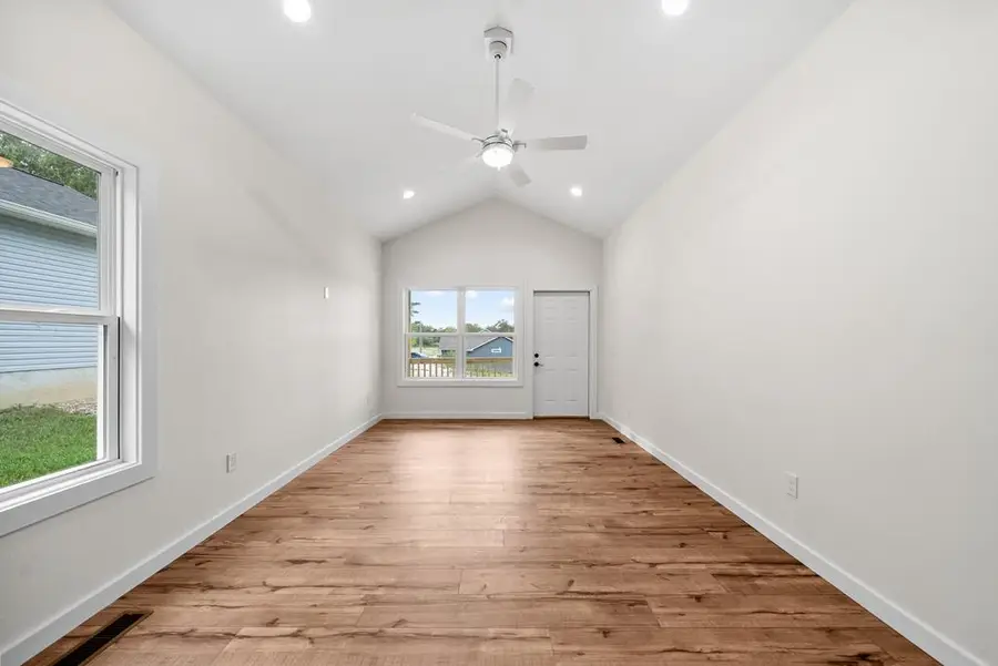 356 Dayton Avenue, Crossville, TN 38555 - Image #3