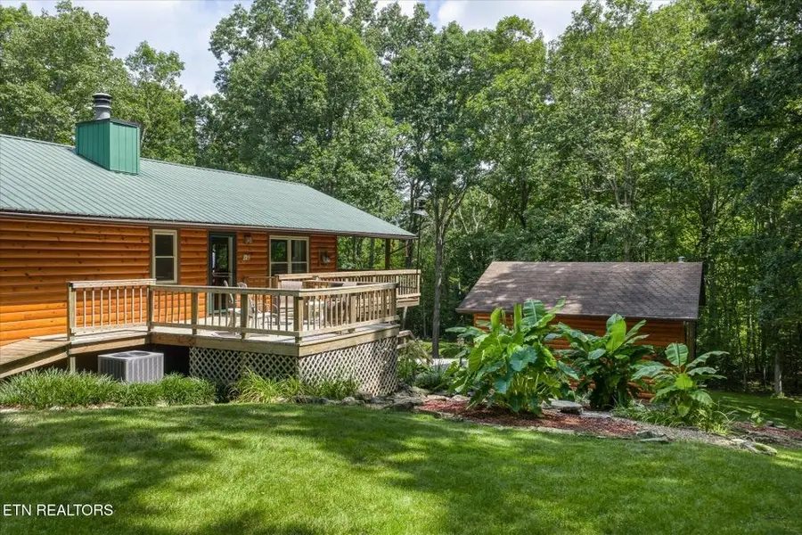 715 White Oak Road, Monterey, TN 38574 - Image #2