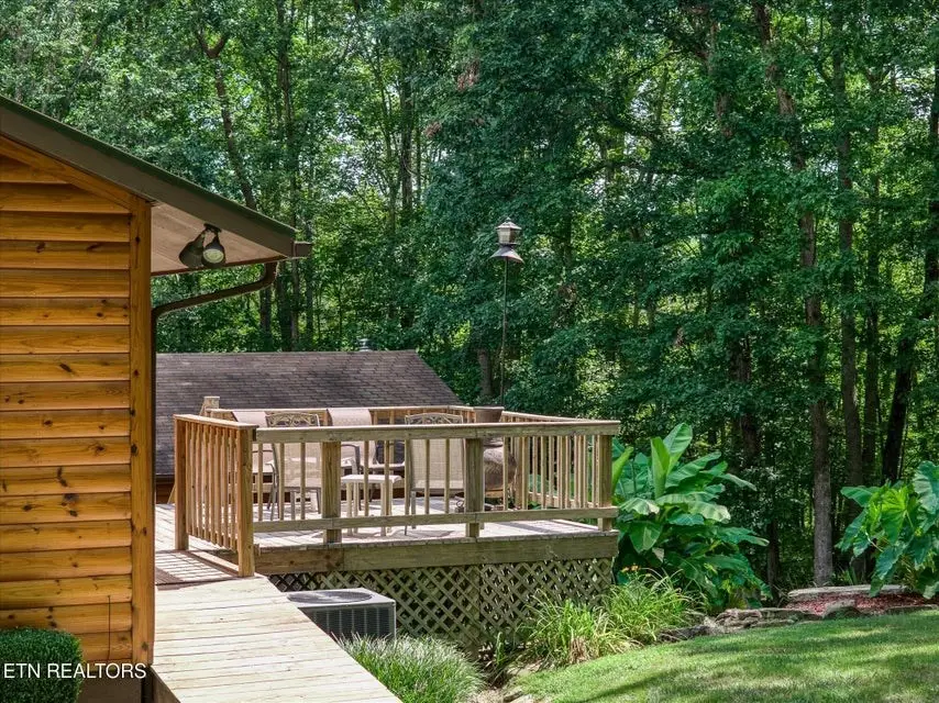 715 White Oak Road, Monterey, TN 38574 - Image #3