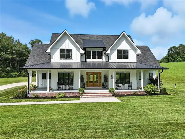 541 Hillvale Rd, Andersonville, TN 37705