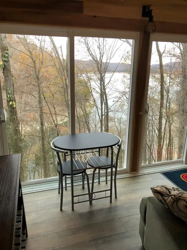 1490 1490 Ford Rd, Baxter, TN 38544