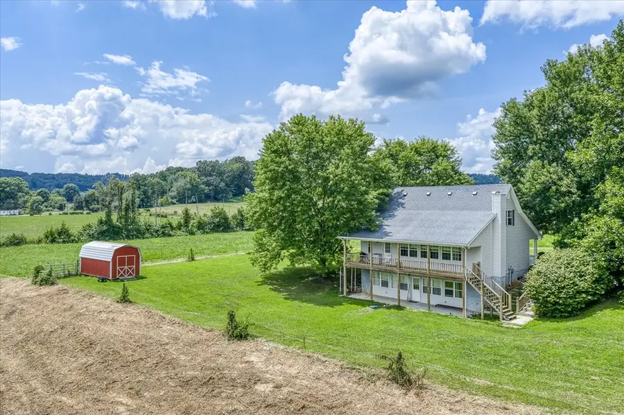 14 Alexander Ln, Byrdstown, TN 38549 - Image #2