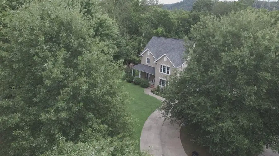 199 Cooper Dr., Burkesville, KY 42717 - Image #2