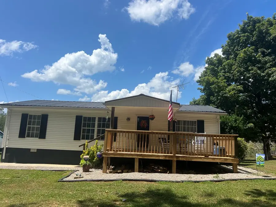 519 Sunset Drive, Byrdstown, TN 38549 - Image #2