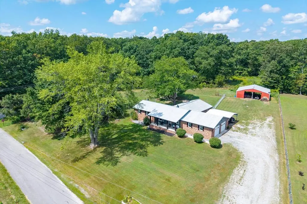 111 Guffey Ln, Jamestown, TN 38556 - Image #1