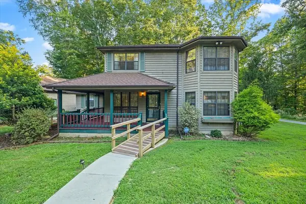 1111 Cherokee Rd, Byrdstown, TN 38549