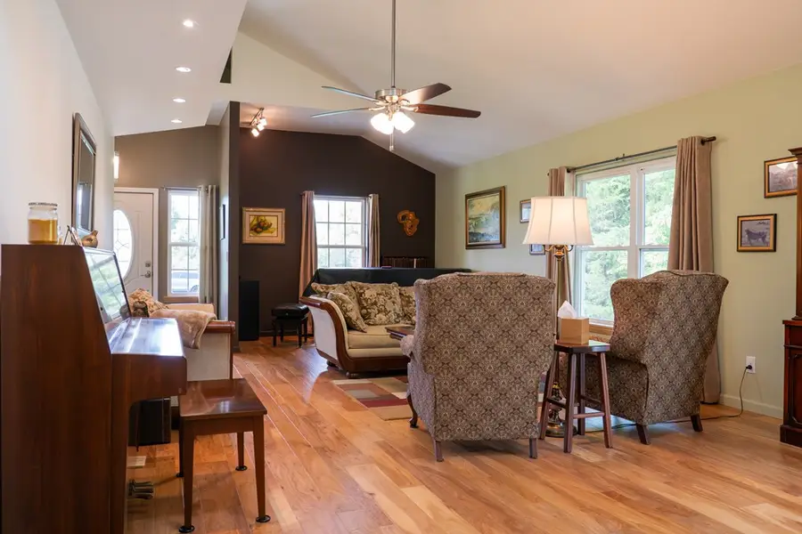 1518 Cummingsville & Sparkman Rd, Doyle, TN 38559 - Image #3