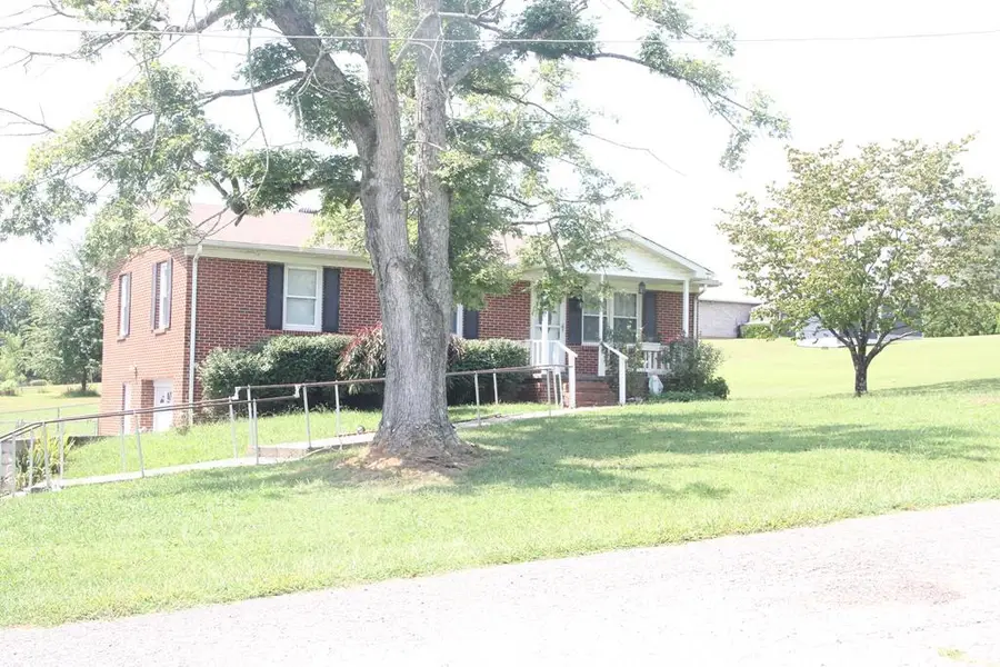 241 Sparta Ave, Doyle, TN 38583 - Image #2