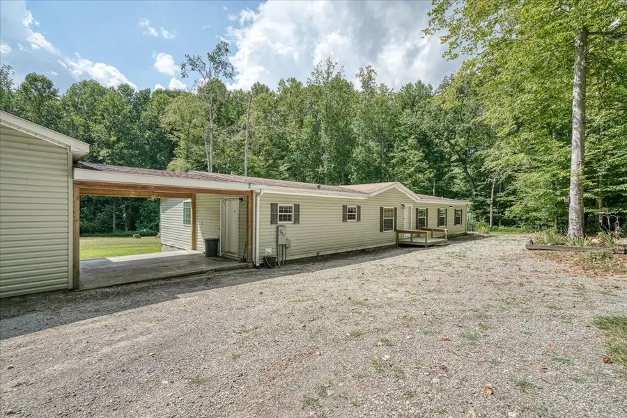 45 Butch Smith Ln., Byrdstown, TN 38549 - Image #2