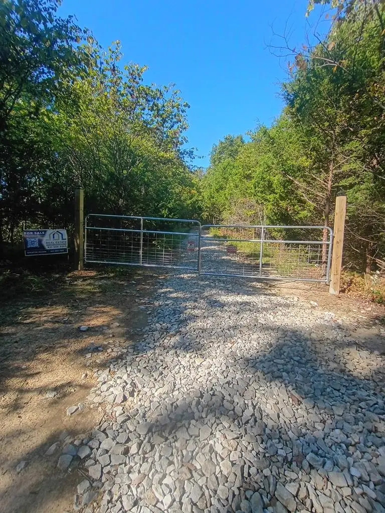 1551 Star Point Rd, Celina, TN 38551 - Image #2