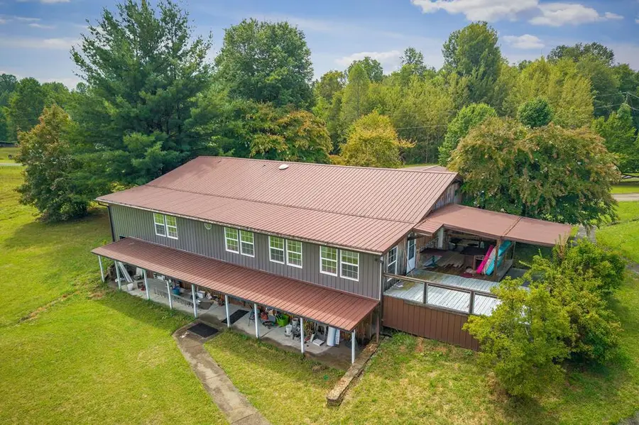 221 Craig Road, Monterey, TN 38574 - Image #2
