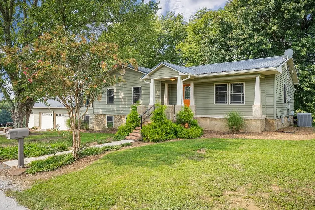 571 Larry Davis St, Spencer, TN 38585 - #1