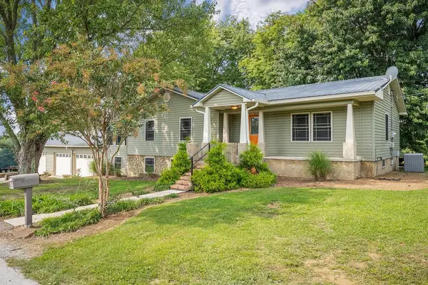 571 Larry Davis St, Spencer, TN 38585