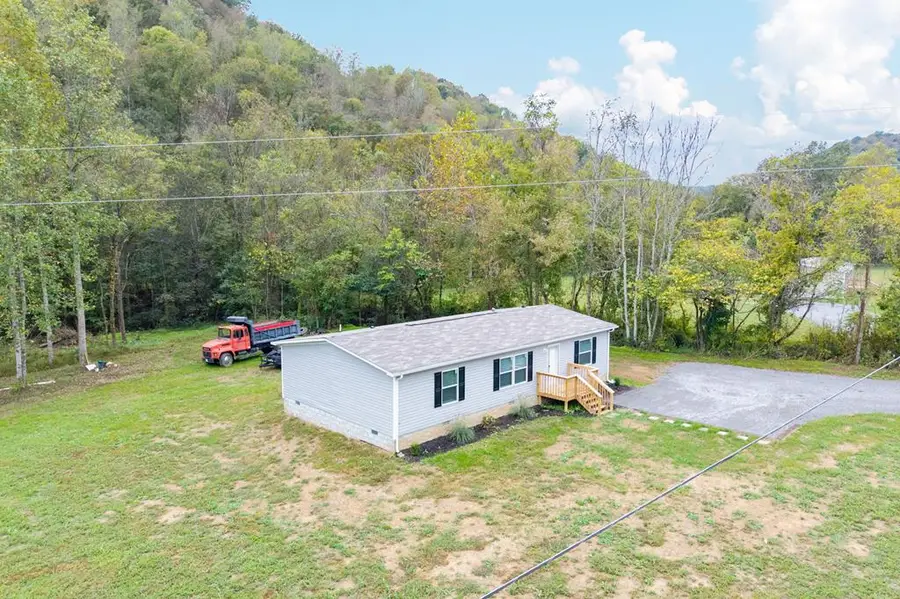 2171 Wartrace Hwy, Pleasant Shade, TN 37145 - Image #3
