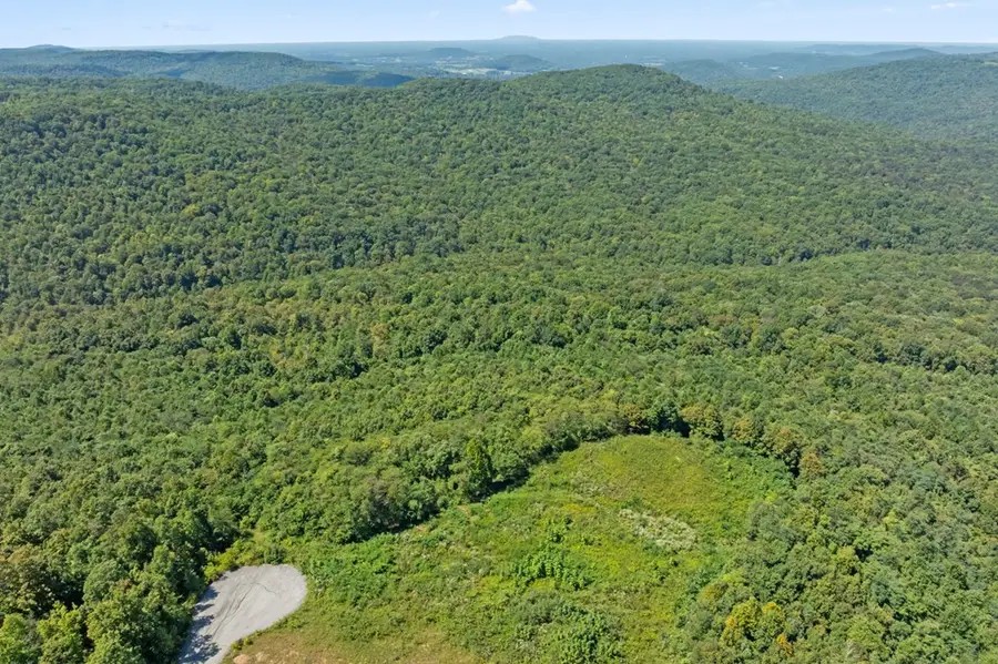 5 AC Mountain Crest Dr, Spencer, TN 38585 - Image #2