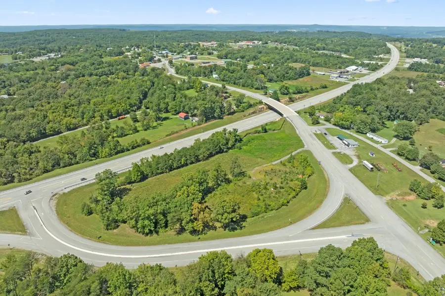 876 College St, Spencer, TN 38585 - Image #2