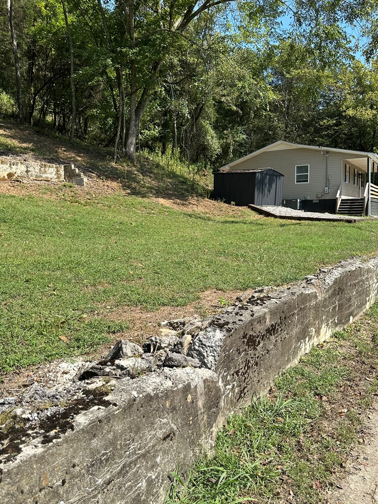 322 Gipson Avenue, Gainesboro, TN 38562 - Image #2