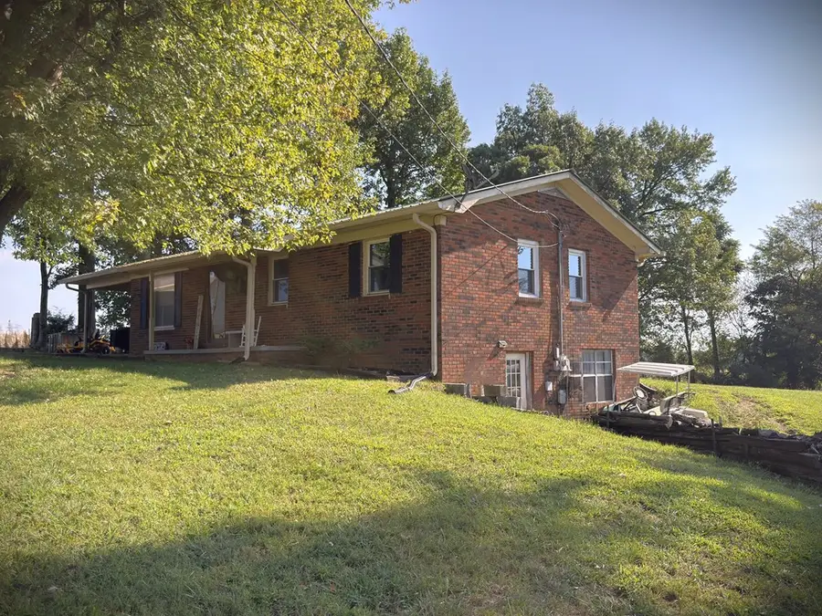 166 Gray Lane, Allons, TN 38541 - Image #3