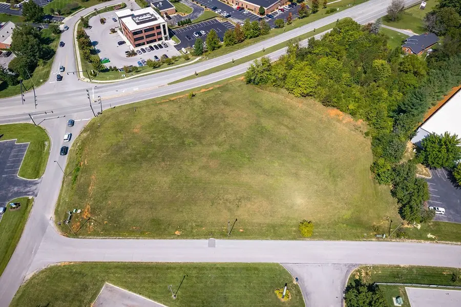 1225 Neal St, Cookeville, TN 38501 - Image #2