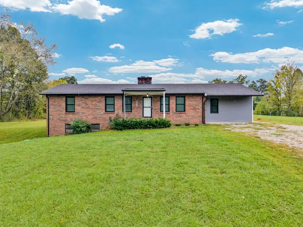 13276 Old Baxter Rd, Silver Point, TN 38582 - Image #1