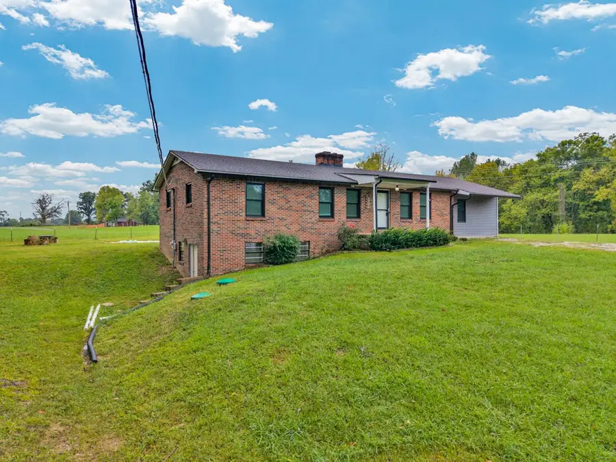 13276 Old Baxter Rd, Silver Point, TN 38582 - Image #2