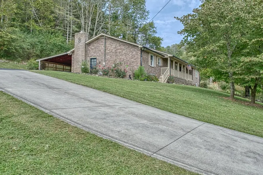505 Crestview Ave., Gainesboro, TN 38562 - Image #3