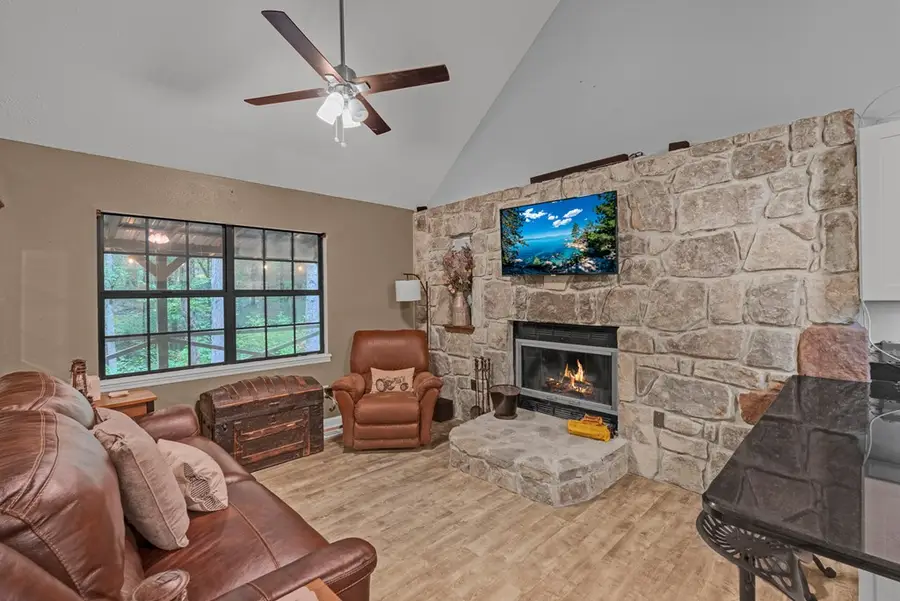 6573 Smith Mountain Rd, Crab Orchard, TN 37723 - Image #3