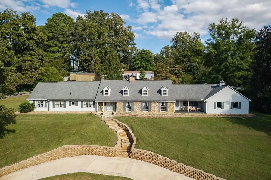 1400 Thomas Cir, Cookeville, TN 38506 - Image #2