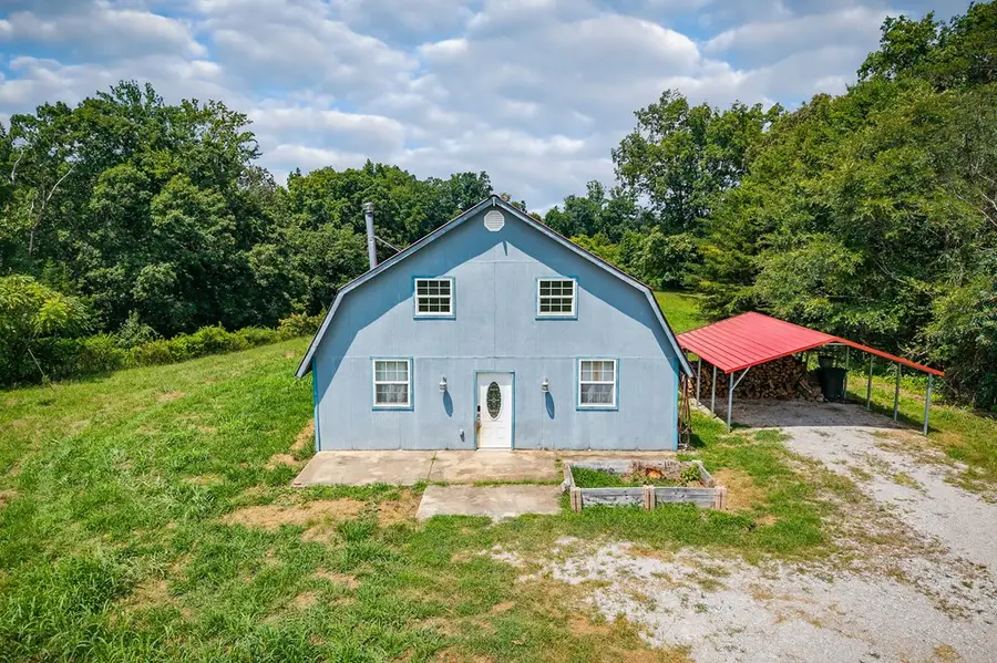 2530 Pollard Road, Walling, TN 38587 - Image #2