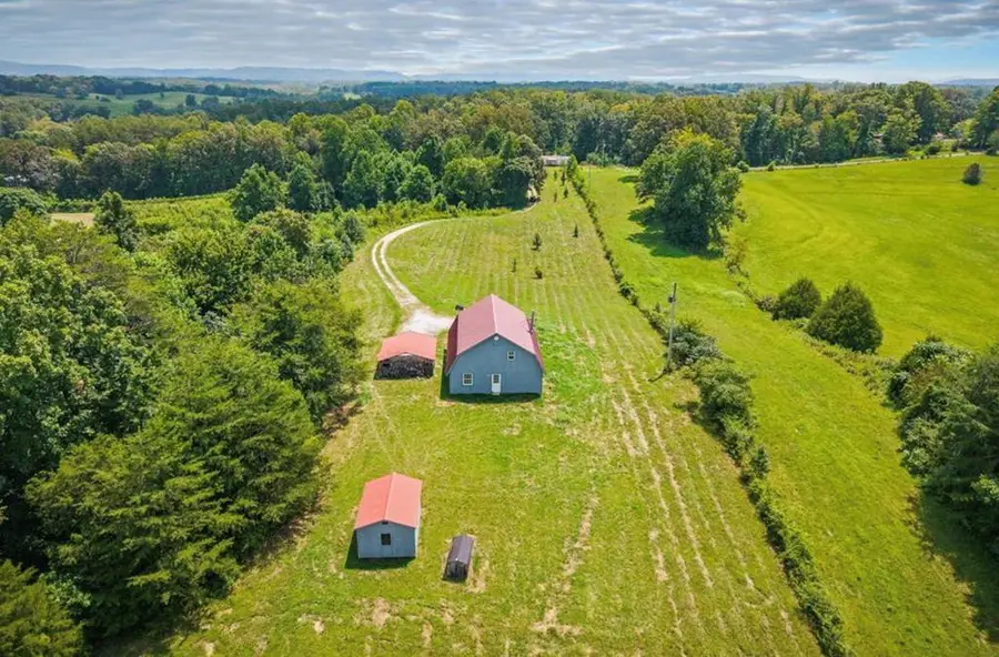 2530 Pollard Road, Walling, TN 38587 - Image #3