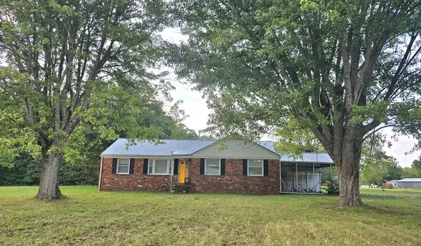 700 Hollow Springs Rd, Woodbury, TN 37190