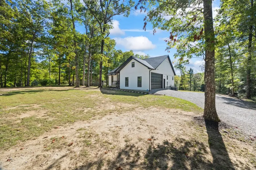 528 St. Anthony Dr., Jamestown, TN 38556 - Image #2