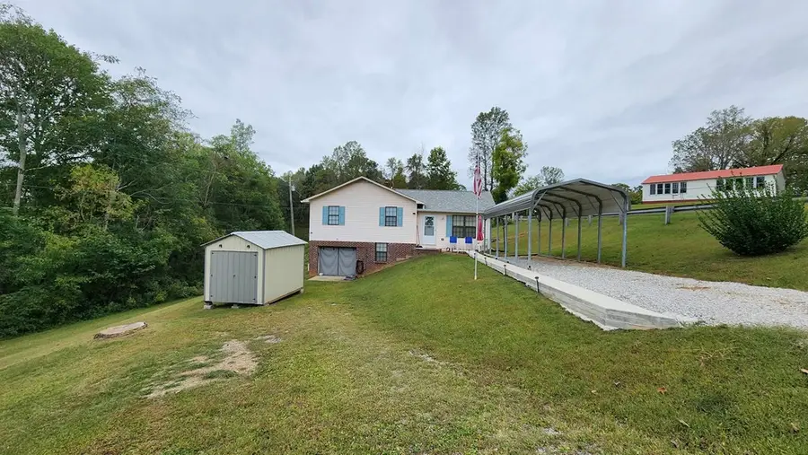 1825 Freehill Road, Celina, TN 38551 - Image #2