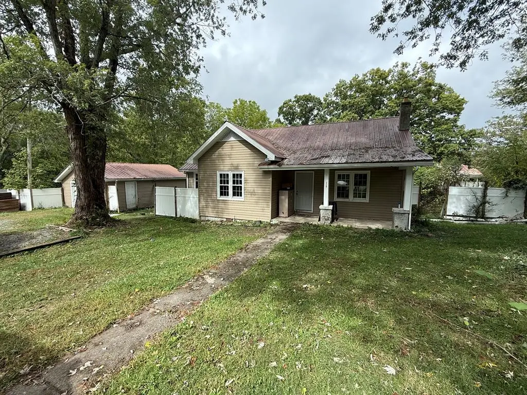328 Wheeler Ave, Jamestown, TN 38556 - Image #1