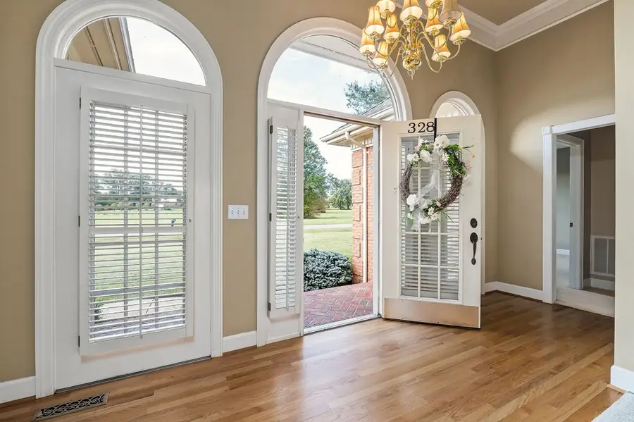 328 Riley Ave, Smithville, TN 37166 - Image #2